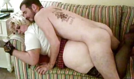 Ben Eva burger est vissé film xxx amateur dans l'anus.