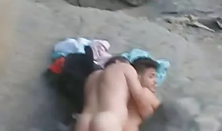 La fille est venue pour un film porno gratuit tukif massage.