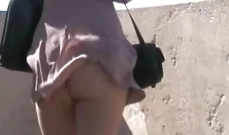Toutes les prostituées voir un film porno gratuit se sont rencontrées le jour de L'anniversaire de Masha.