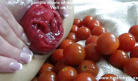 Je porte une robe rouge film xxx gasy courte.