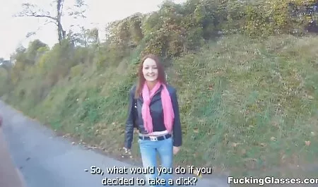 Il est actrice porno mia drôle.