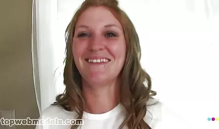 Une prostituée fume quand elle a un client avec un film x francais client.