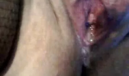La fille se rase la chatte et a recherche film x gratuit la priorité sur la route.