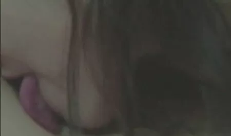 Les étudiants de Prague ont remis de l'argent film porno chic