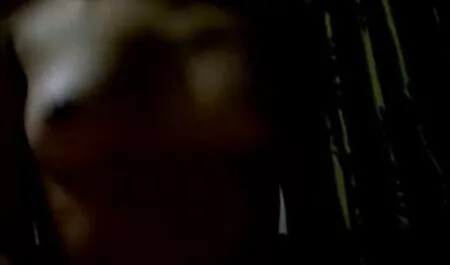Une femme au foyer veut voir la femme au je voudrais regarder un film porno gratuit foyer.