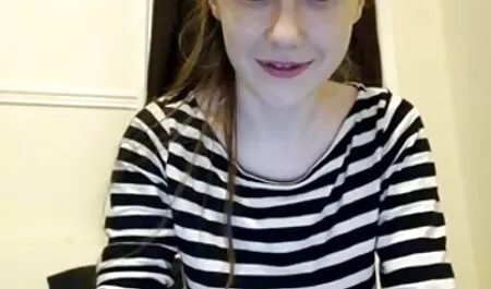 La rousse a retiré son pantalon et les film gratuit porno français coquillages se sont levés.