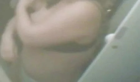 Elle était la nouvelle enseignante avec les meilleures actrices porno une bite.